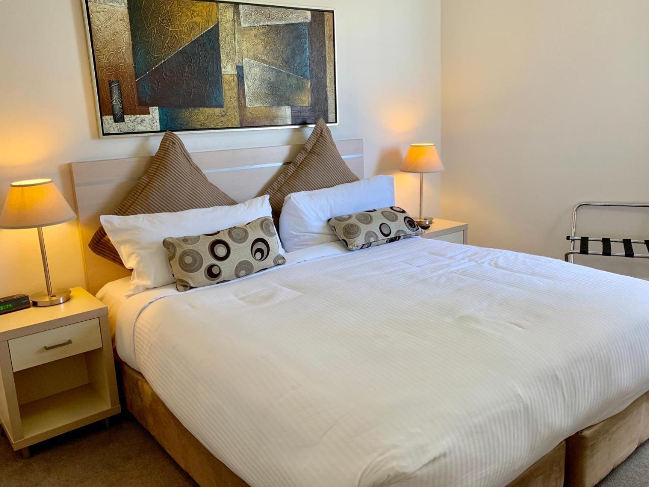 Castle Serviced Apartments Сідней Екстер'єр фото